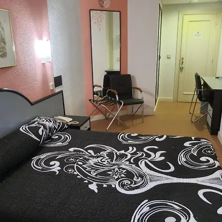 Hotell Arha 3*
