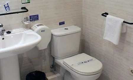 Hotell Arha 3*