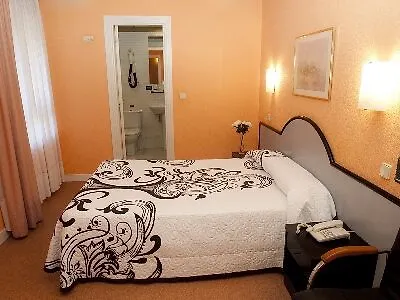 Hotell Arha Santander
